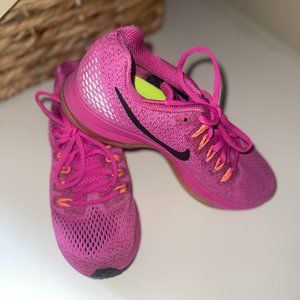 Women's Nike Zoom Run Fast Shaoes